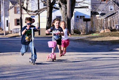 SPRING HAS SPRUNG! The warm weather the week of March 19 brought many outside to enjoy the sunshine, including Christian McPhail, 8, and Ella Perkins, 5, who try out their scooters on an Eas